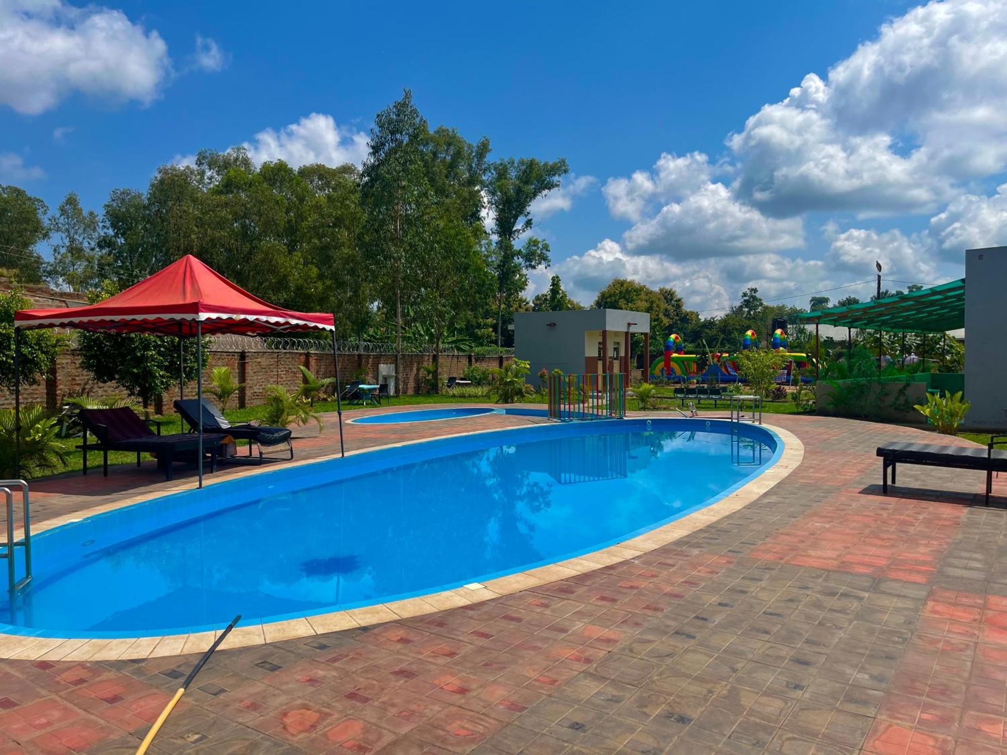 Lavic Country Resort Adjumani Экстерьер фото